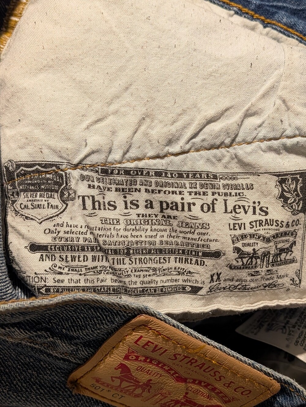 Levis Jean - Picture 3 of 3